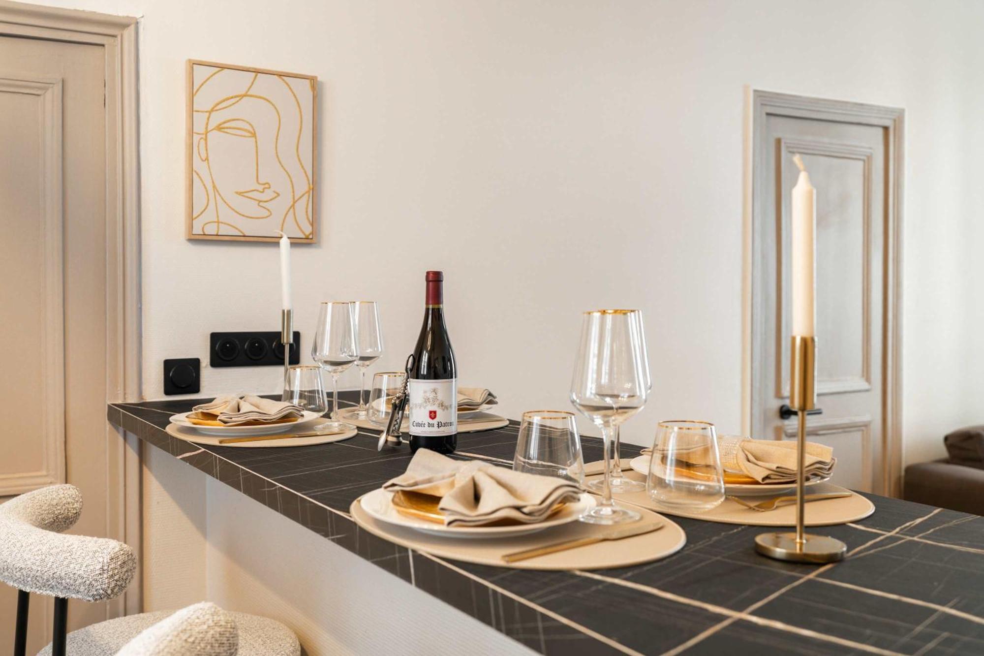 Family Apartment In Париж Екстериор снимка