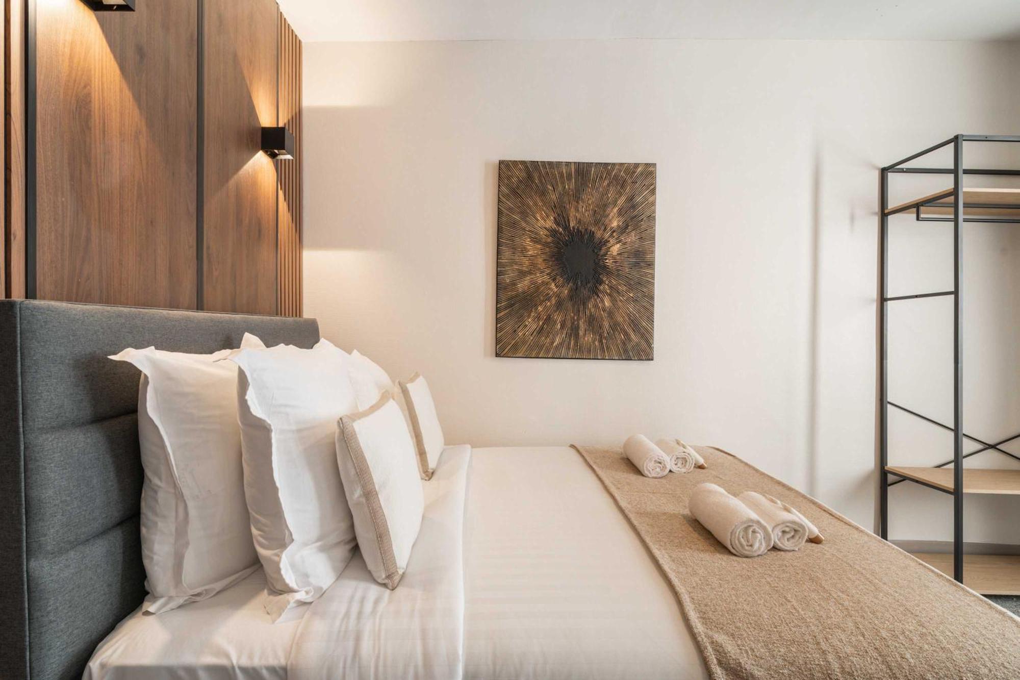 Family Apartment In Париж Екстериор снимка