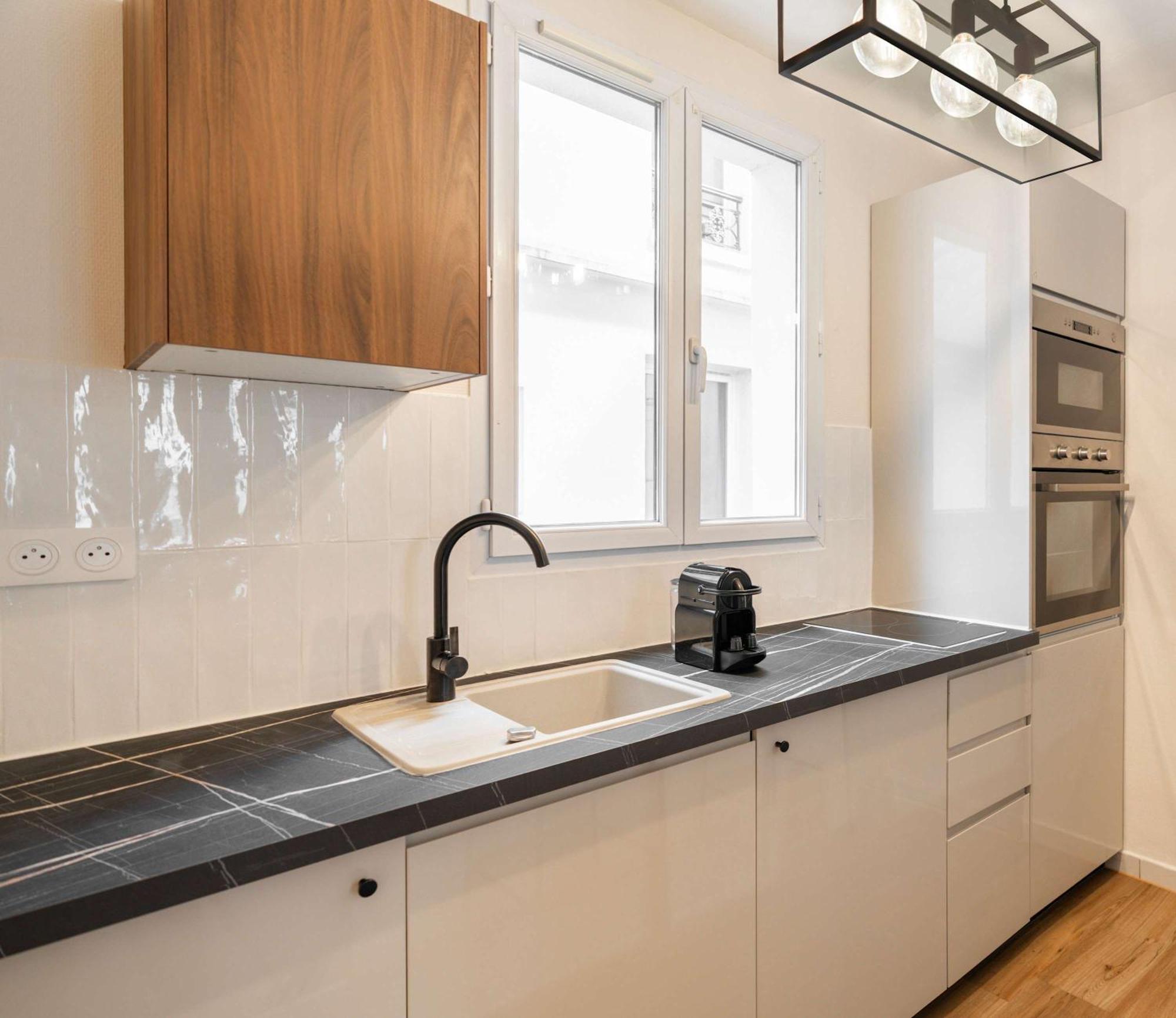 Family Apartment In Париж Екстериор снимка
